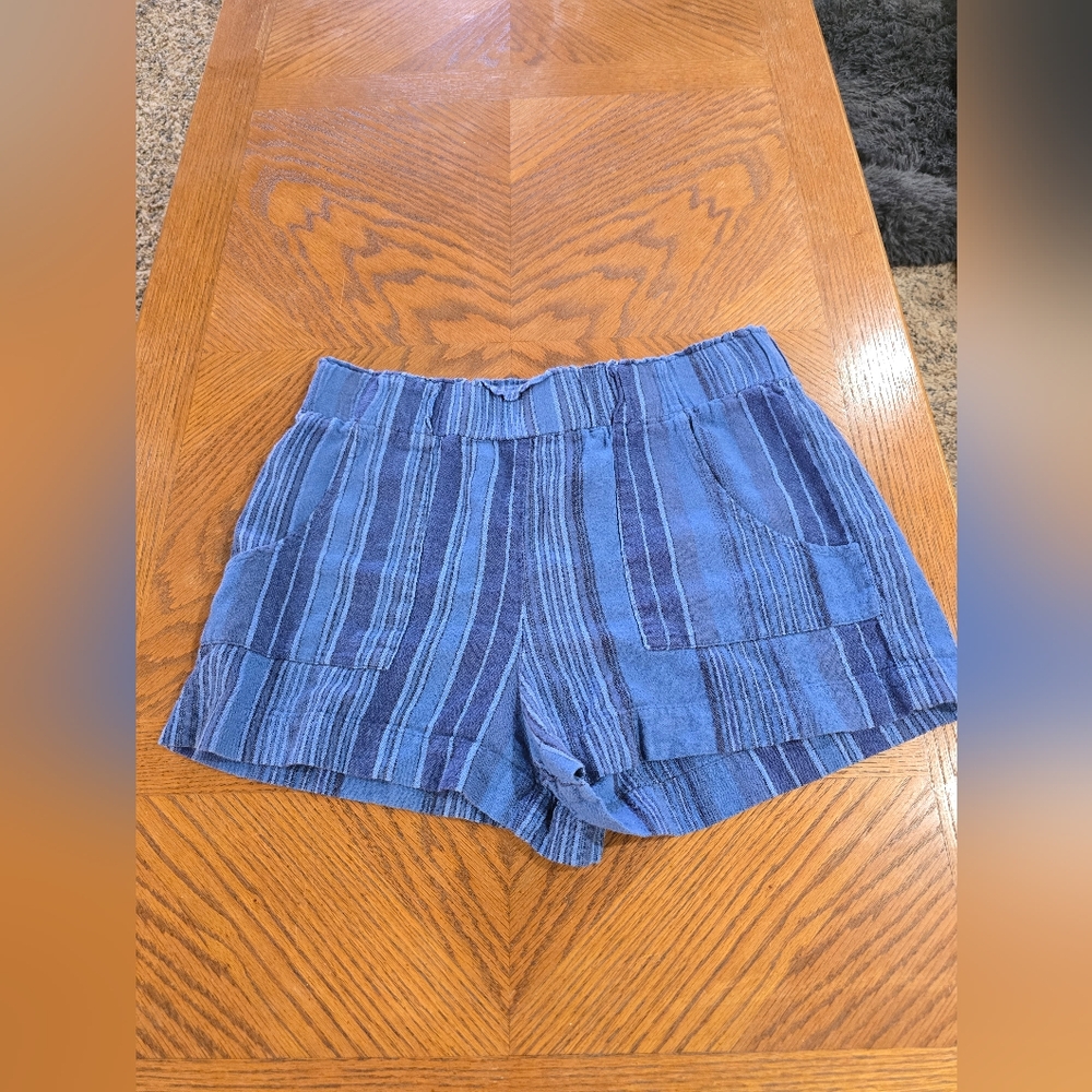 Indigo Rein Linen Blend Shorts